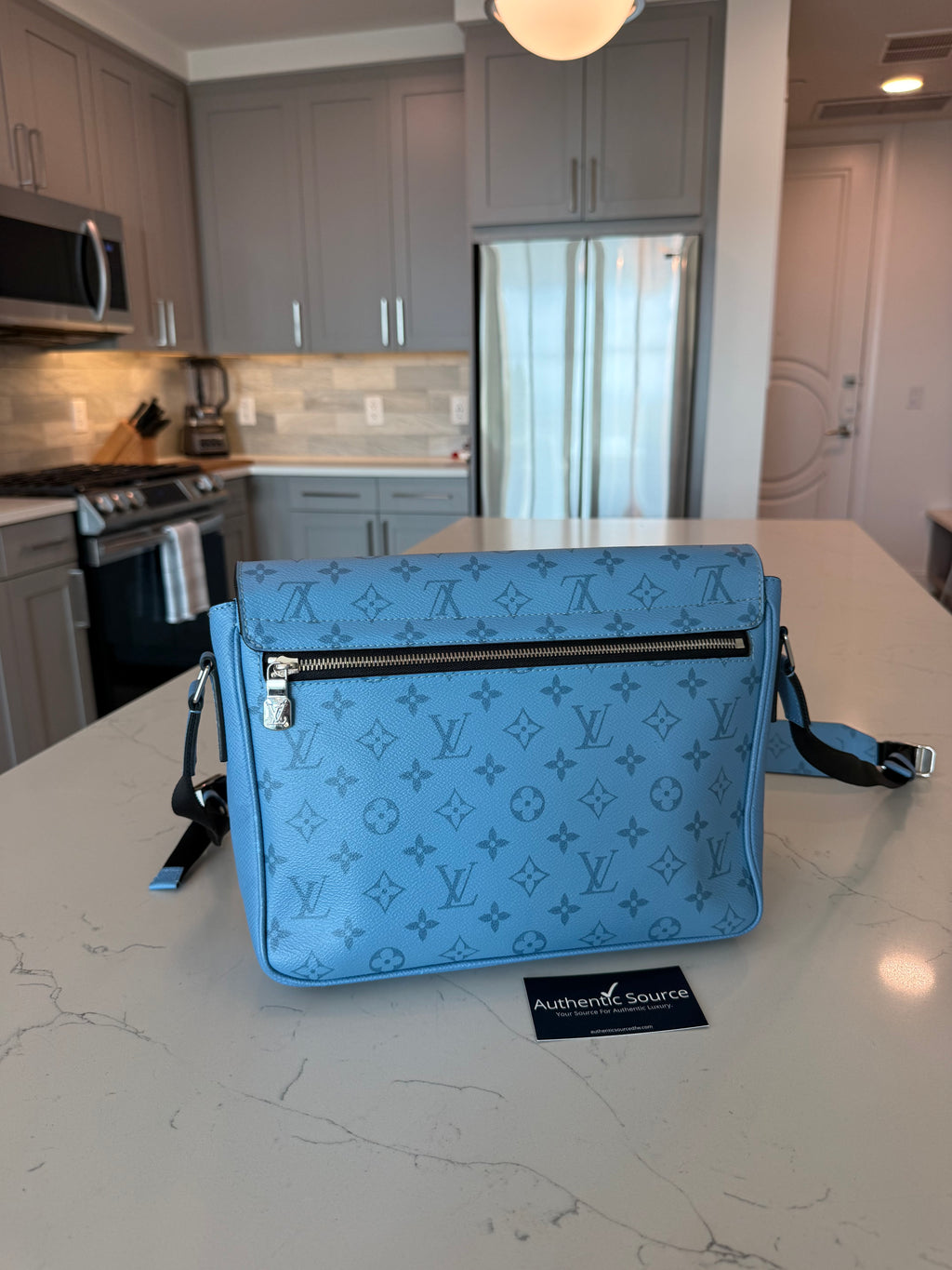 Louis Vuitton Tiagarama Messengerama Blue