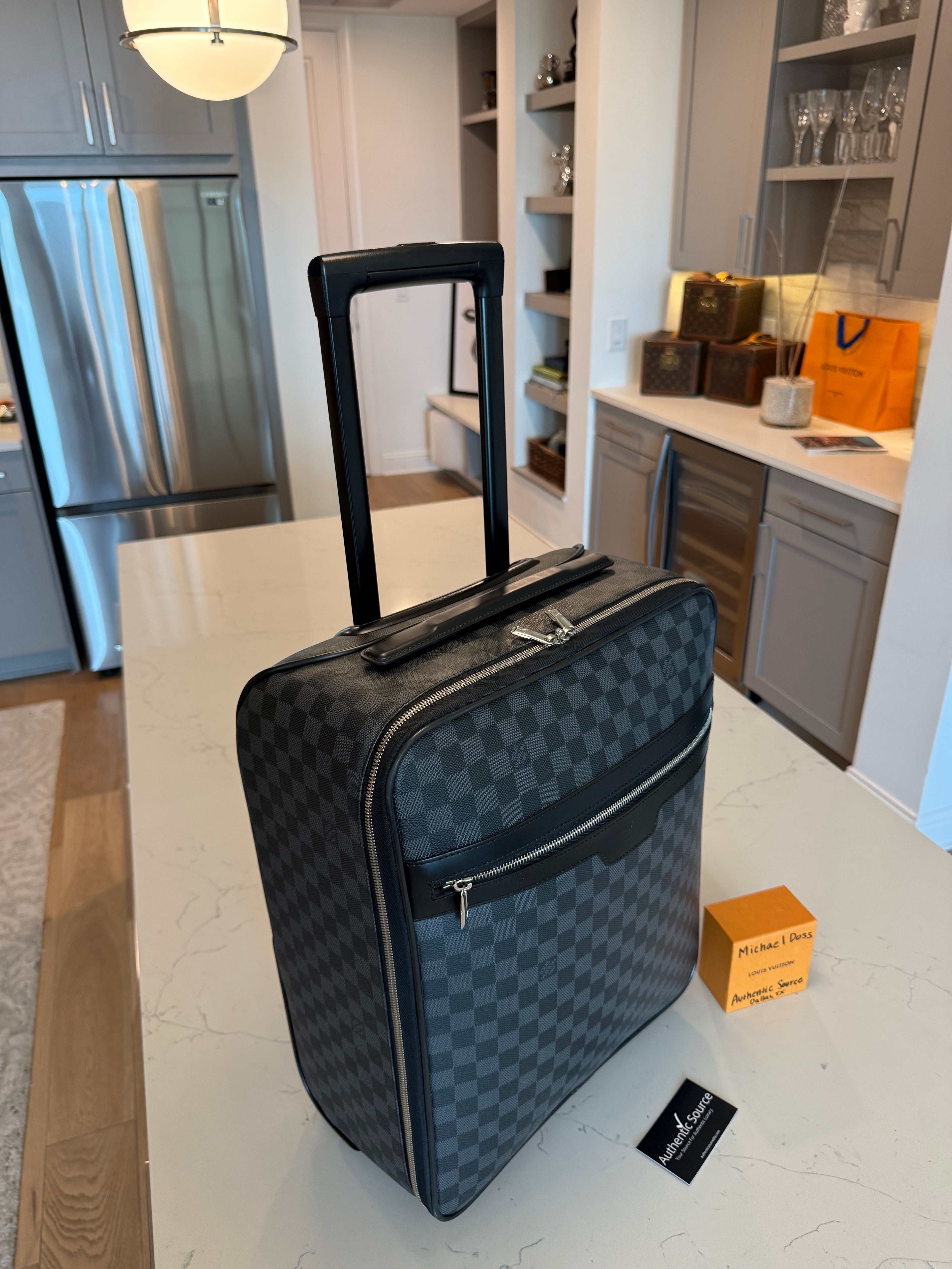 Louis Vuitton Pegase 45 Damier Graphite