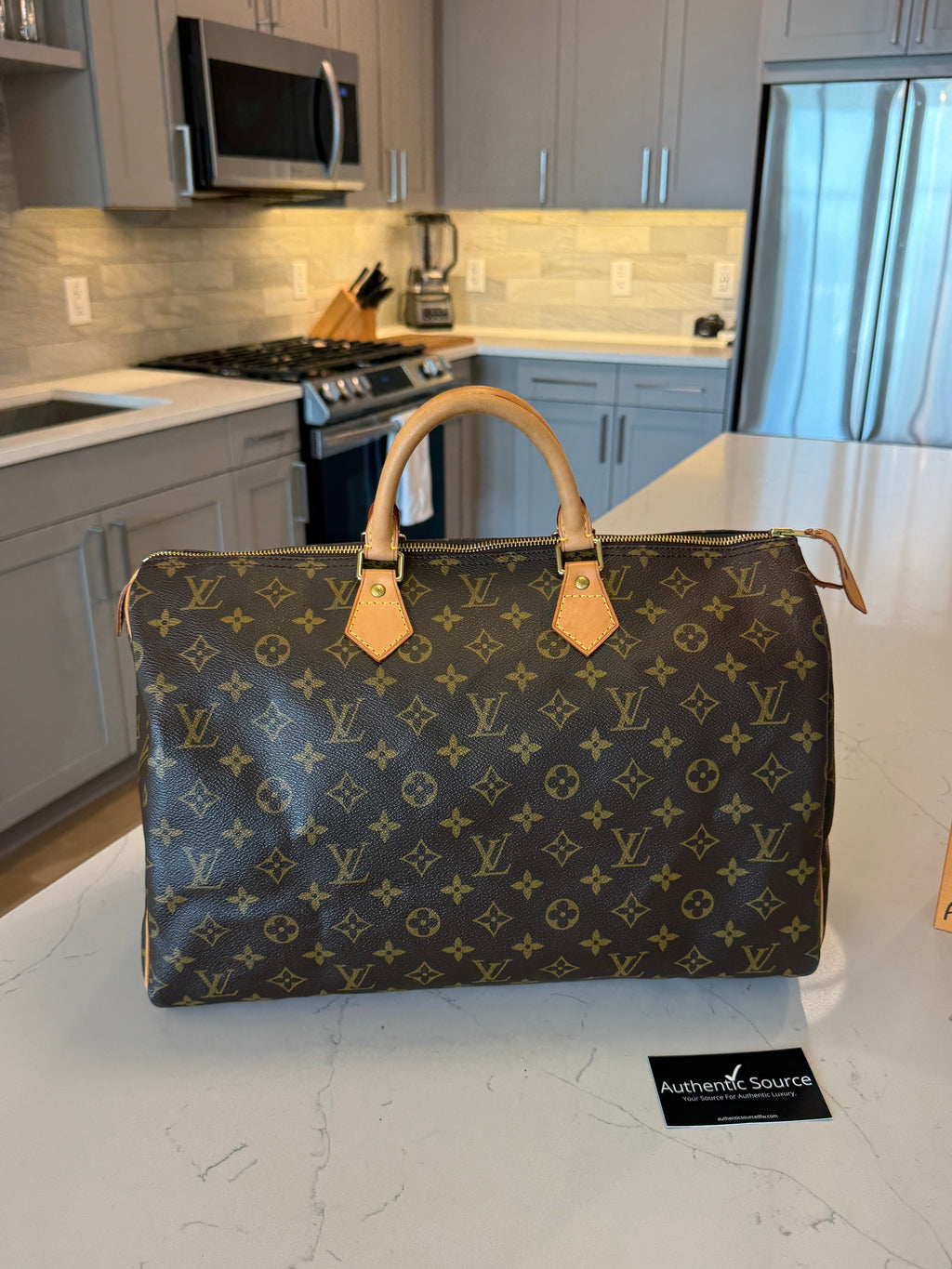 Louis Vuitton Speedy 40 Monogram
