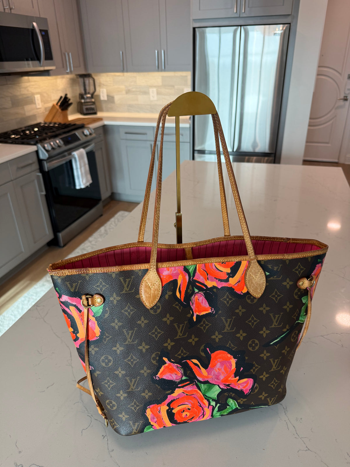 Louis Vuitton Neverfull MM Roses