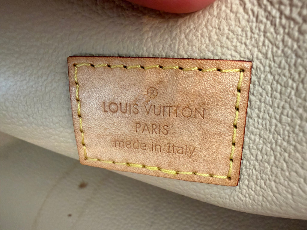 Louis Vuitton Nice BB Vanity