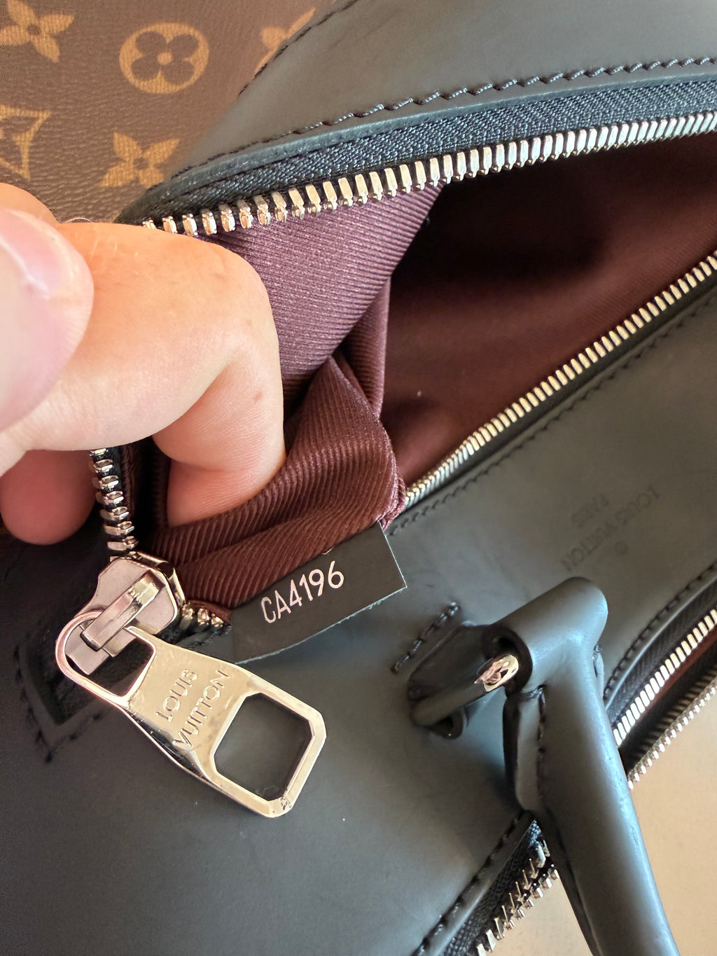 Louis Vuitton Porte-Documents Jour NM Macassar