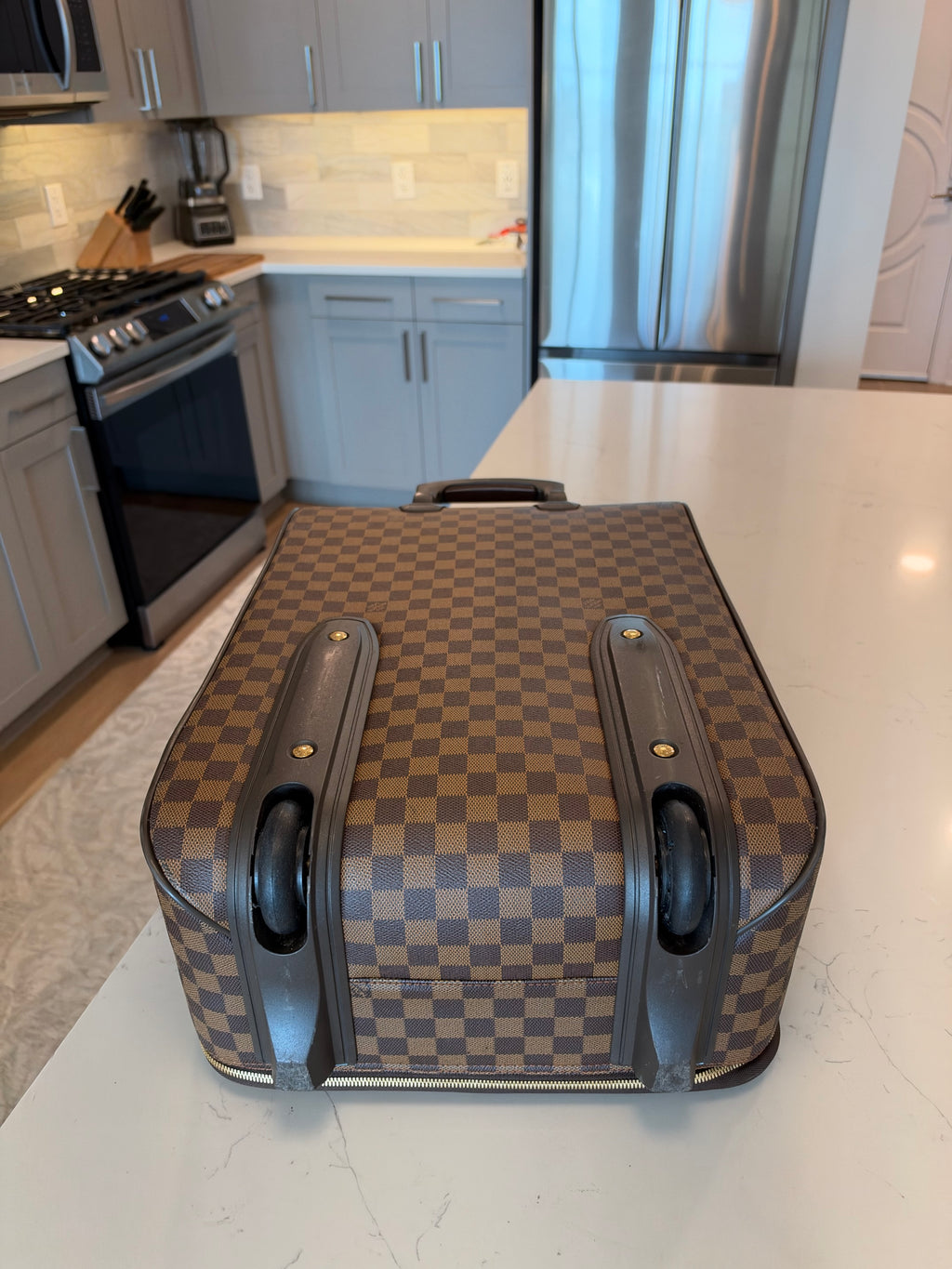 Louis Vuitton - Pegase 55 Rolling Luggage