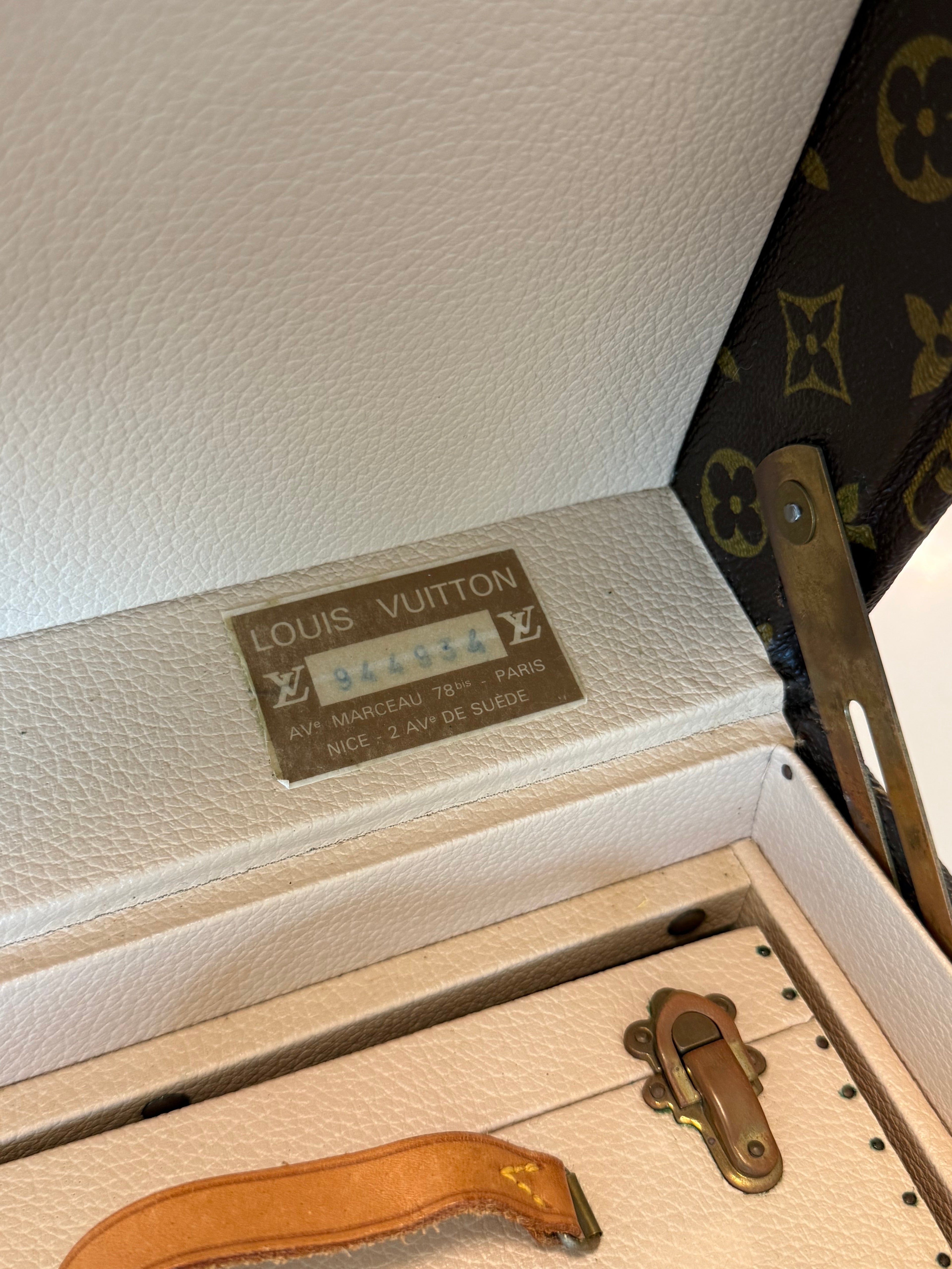 Louis Vuitton Boite Pharmacie Trunk
