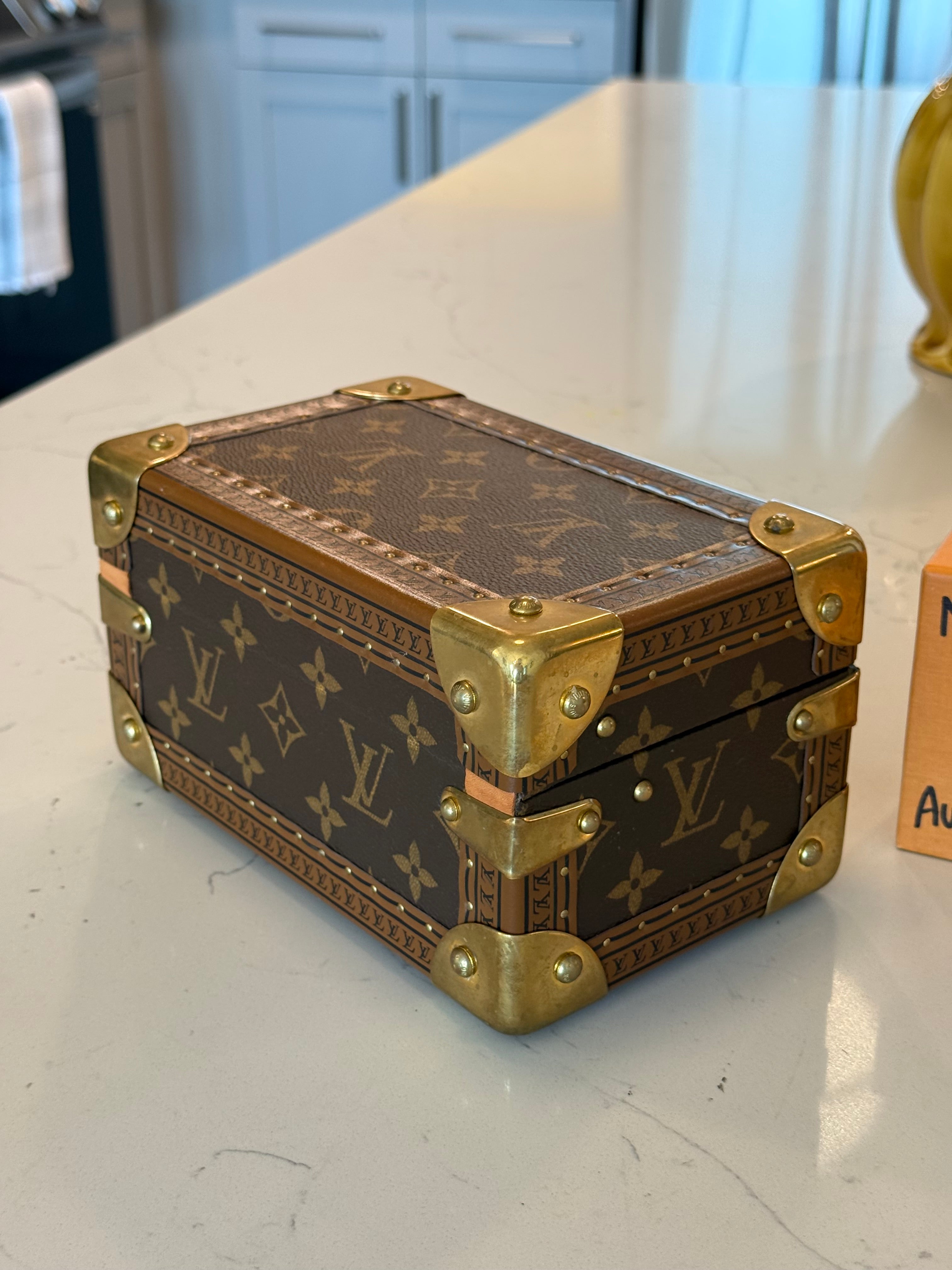 Louis Vuitton Coffret Tresor 24