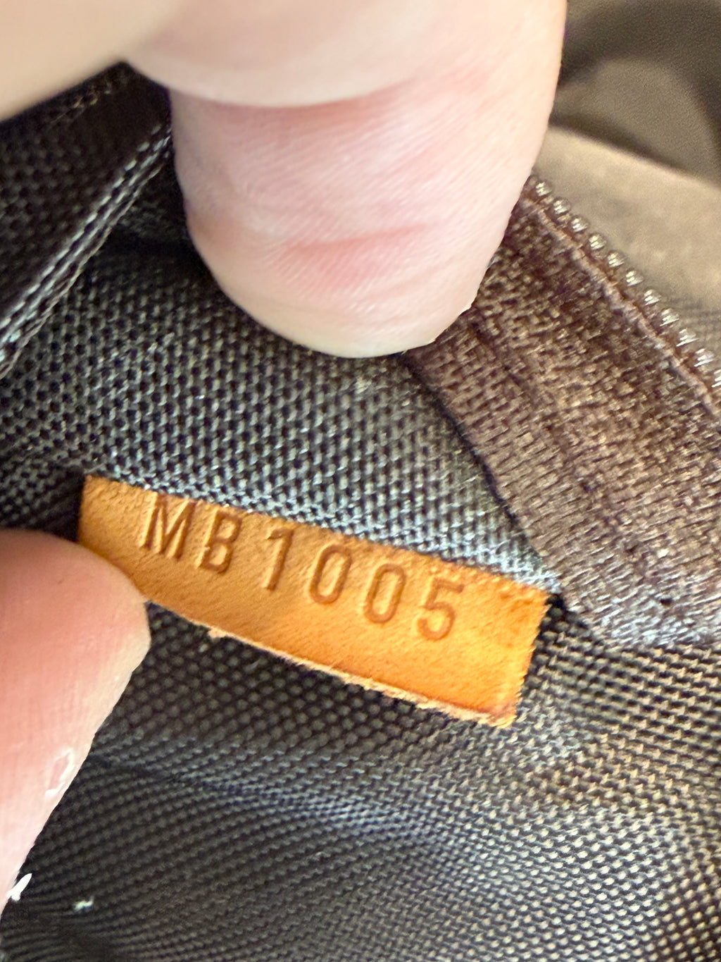 Louis Vuitton Bosphore Trolley 50 Rolling Luggage