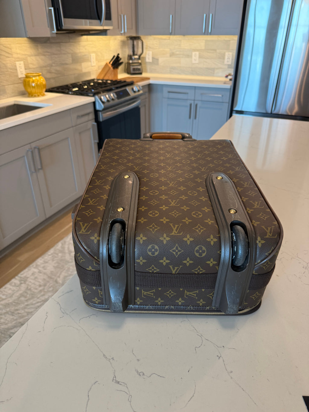 Louis Vuitton Pegase 55 Rolling Luggage
