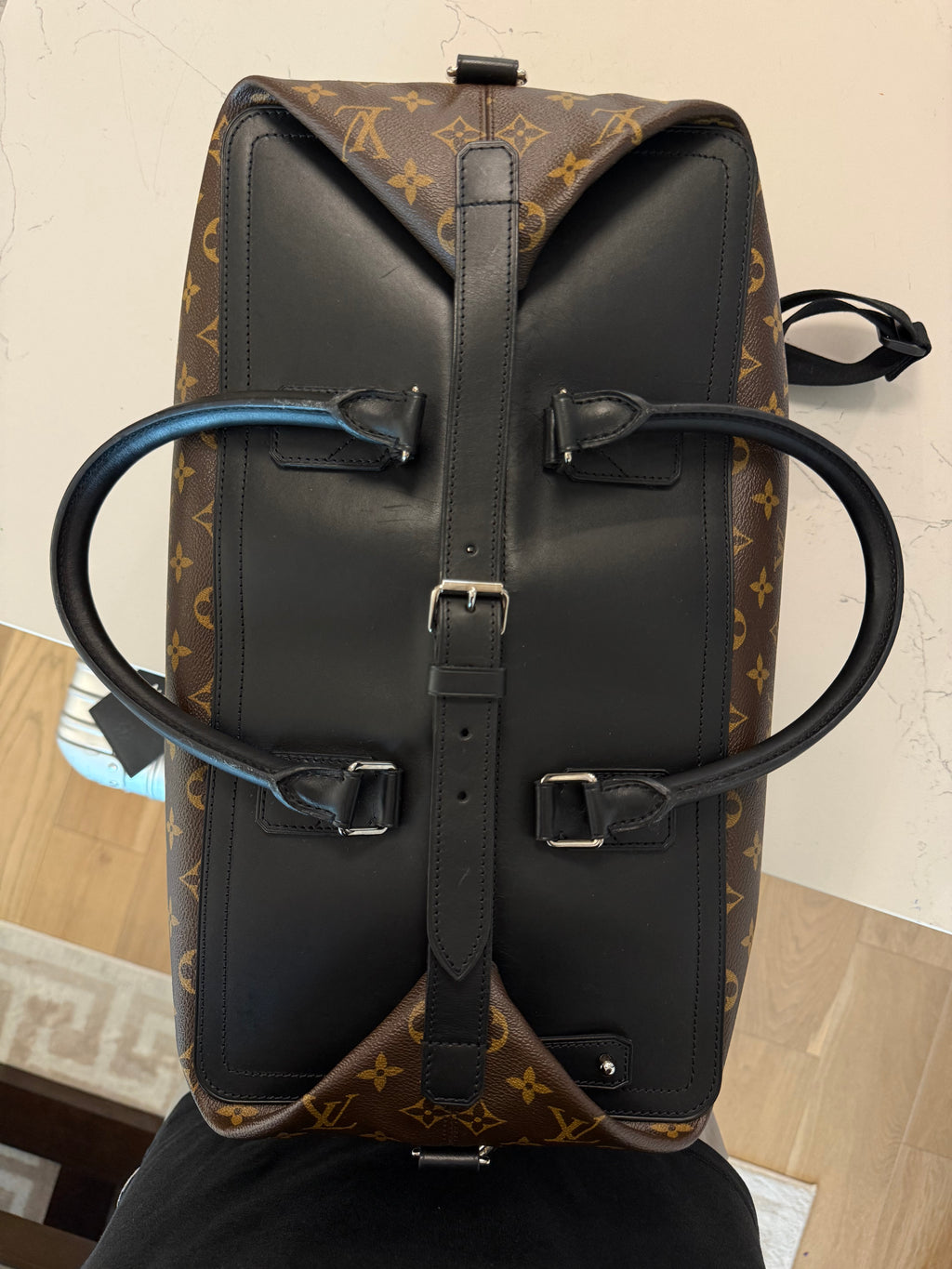 Louis Vuitton Neo Greenwich Macassar