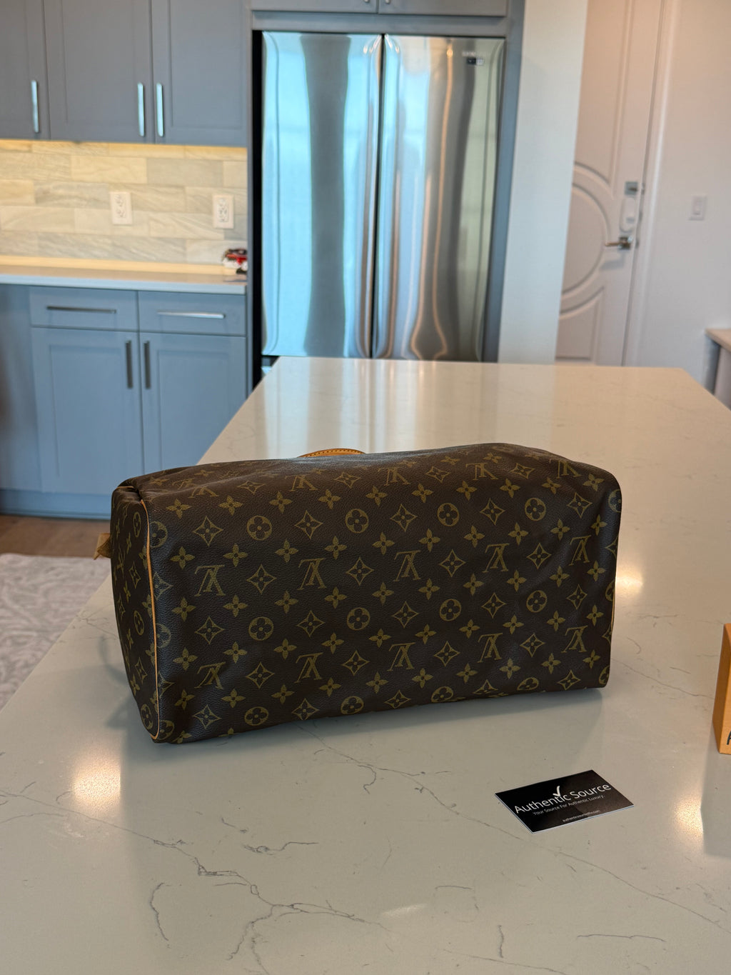 Louis Vuitton Speedy 40 Monogram