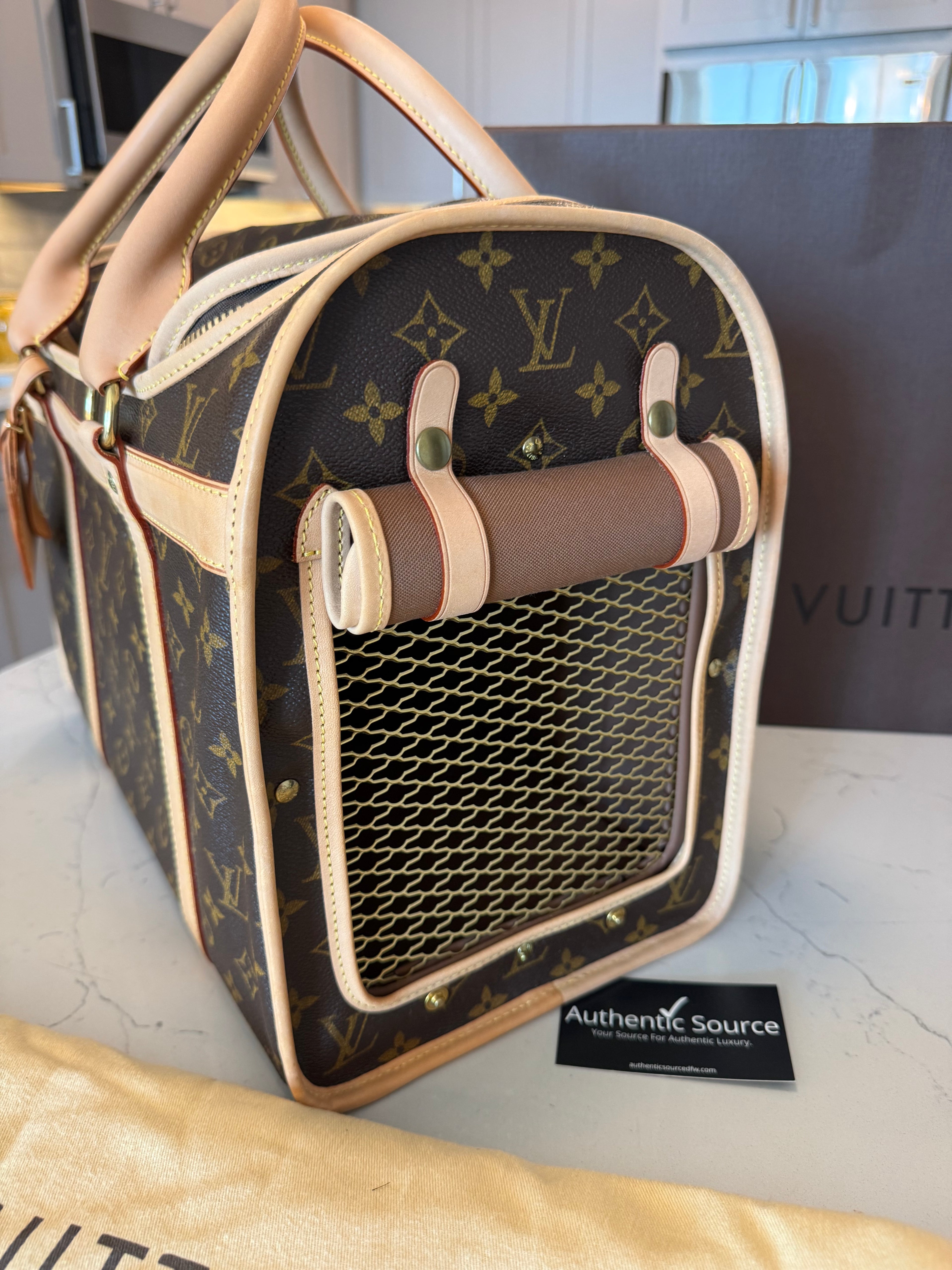 Louis Vuitton Sac Chein Pet Carrier