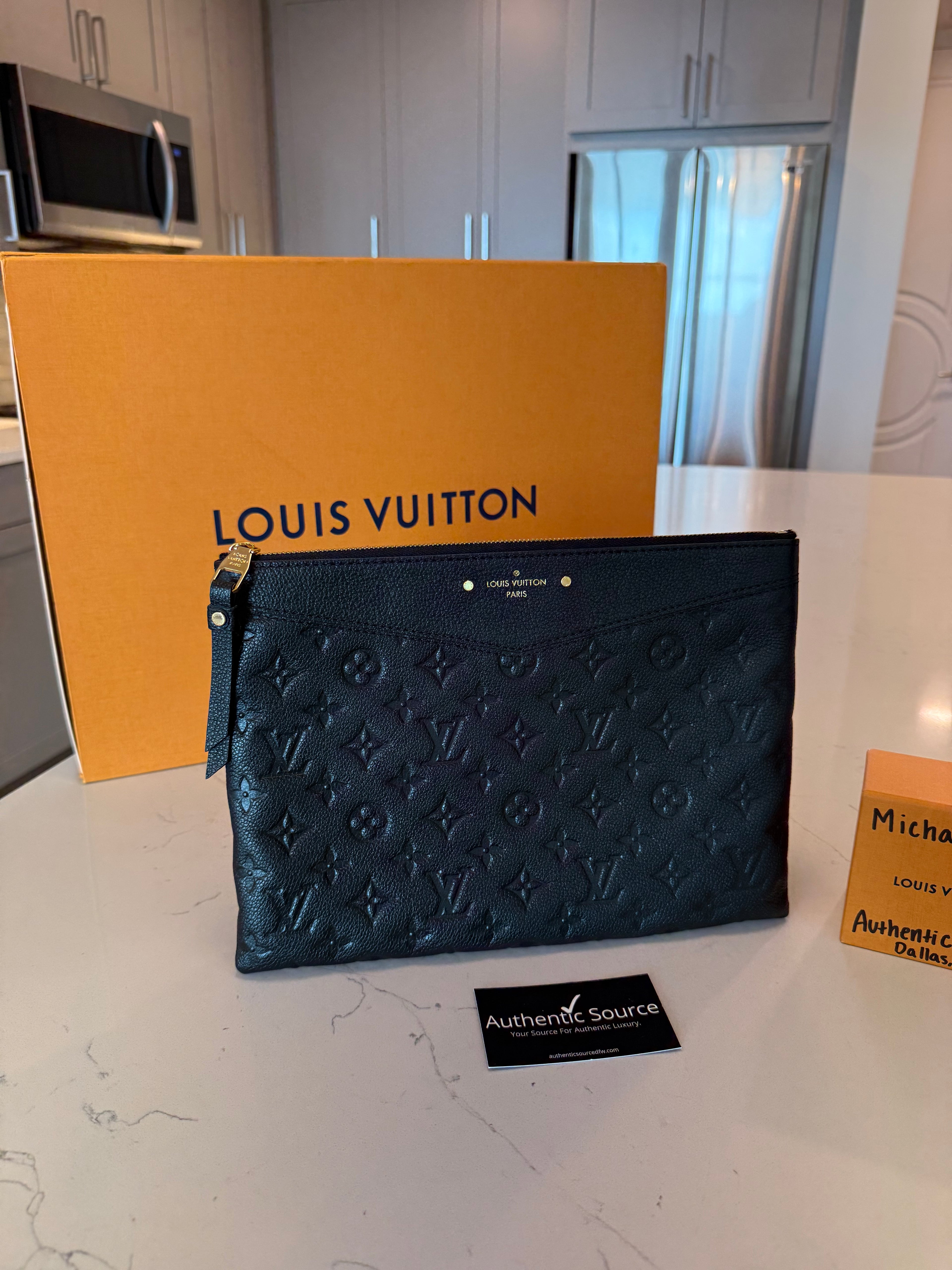 Louis Vuitton Daily Pouch Empreinte Noir