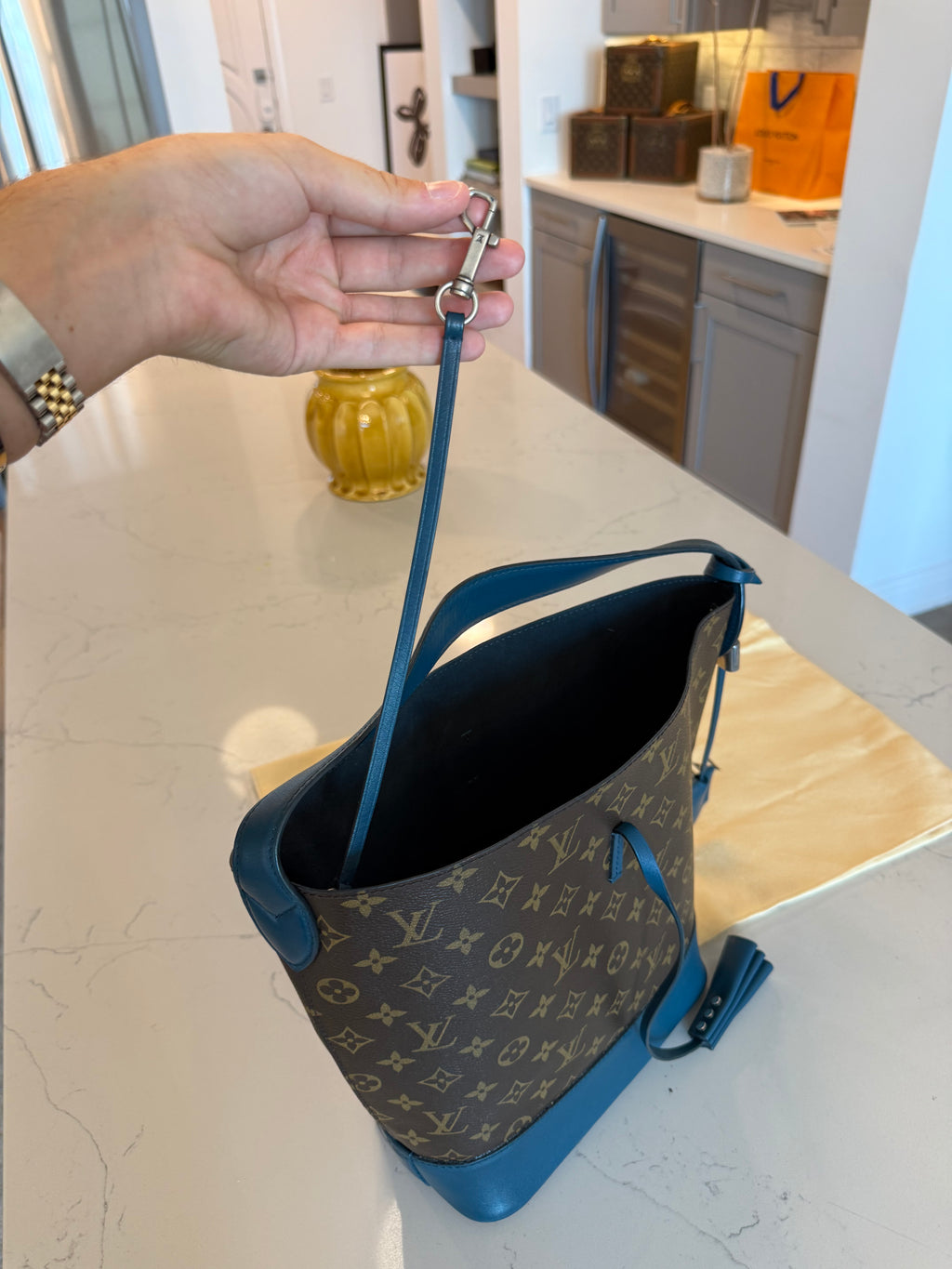 Louis Vuitton Idole GM Blue - Runway Piece