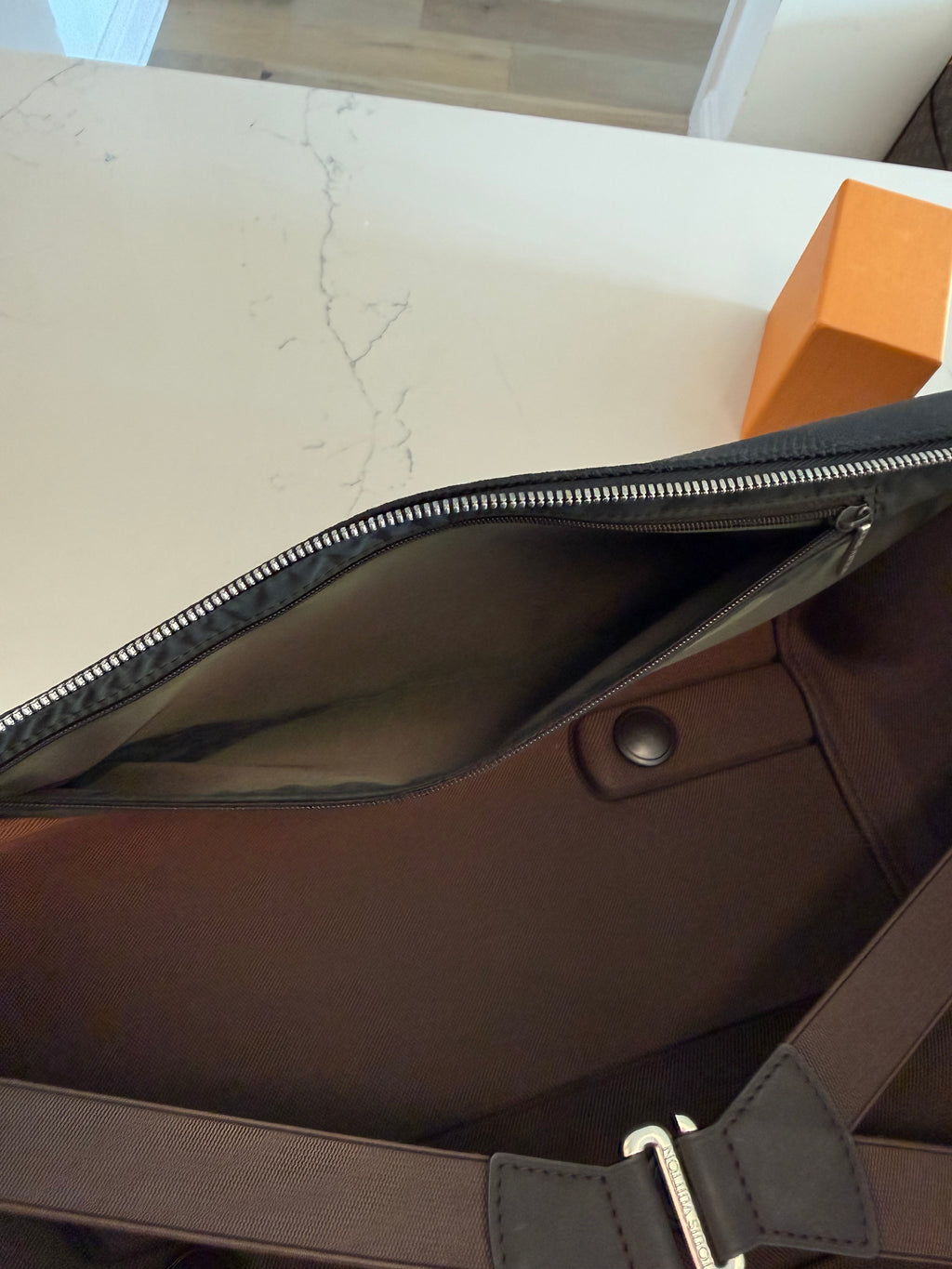 Louis Vuitton Damier Geant Conquerant 55