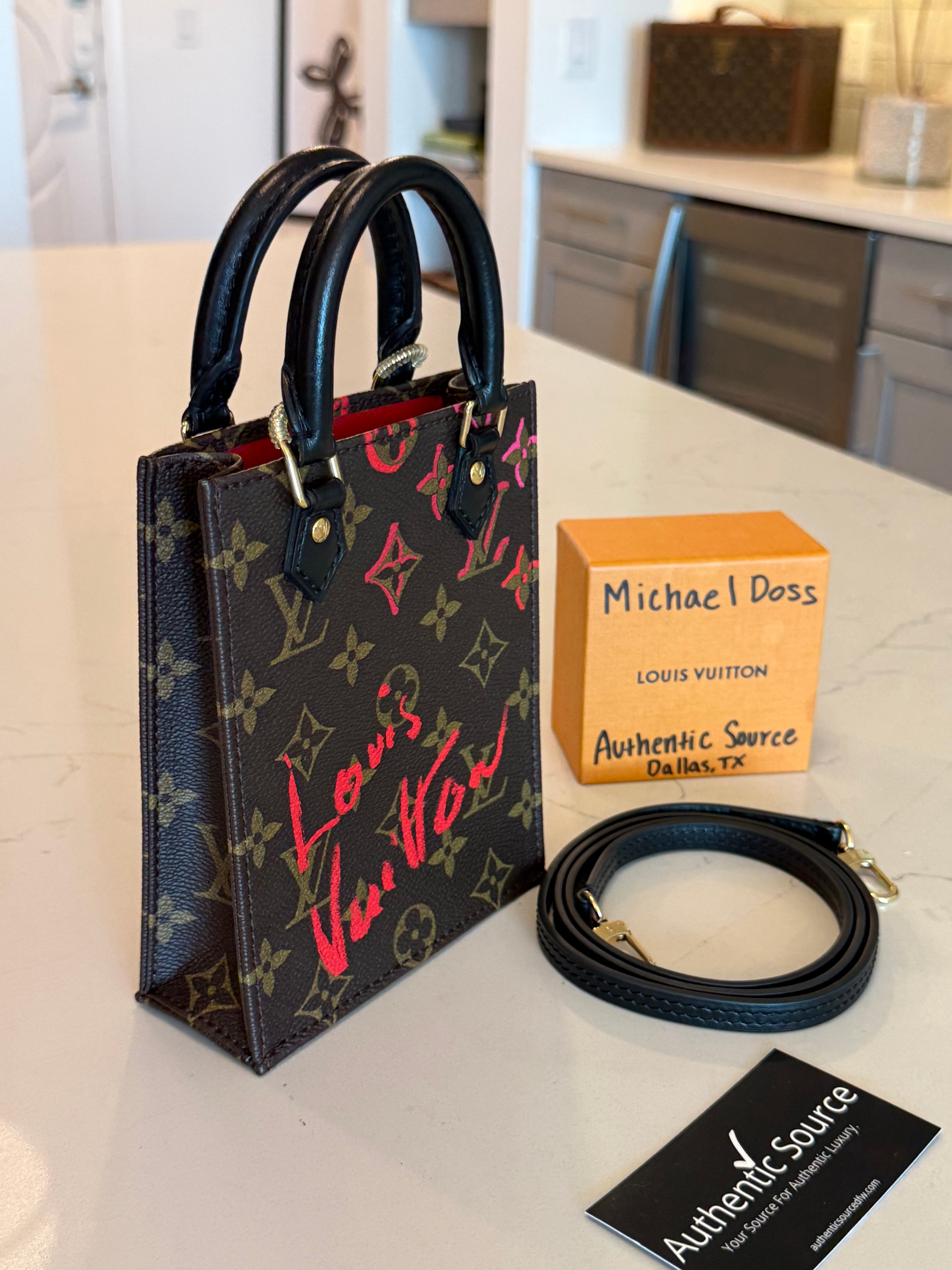 Louis Vuitton Fall in Love Sac Plat Petit - Limited Edition