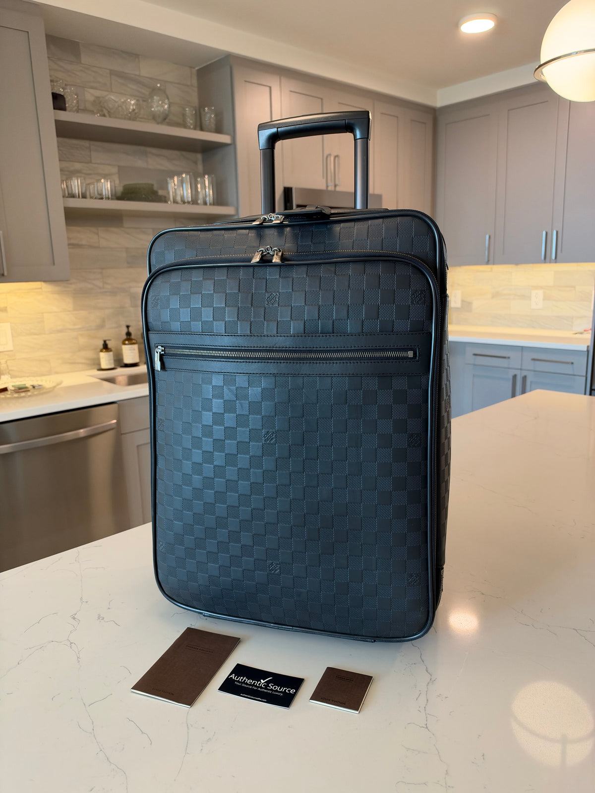 Rare Louis Vuitton - Pegase 55 Damier Infini Rolling Luggage