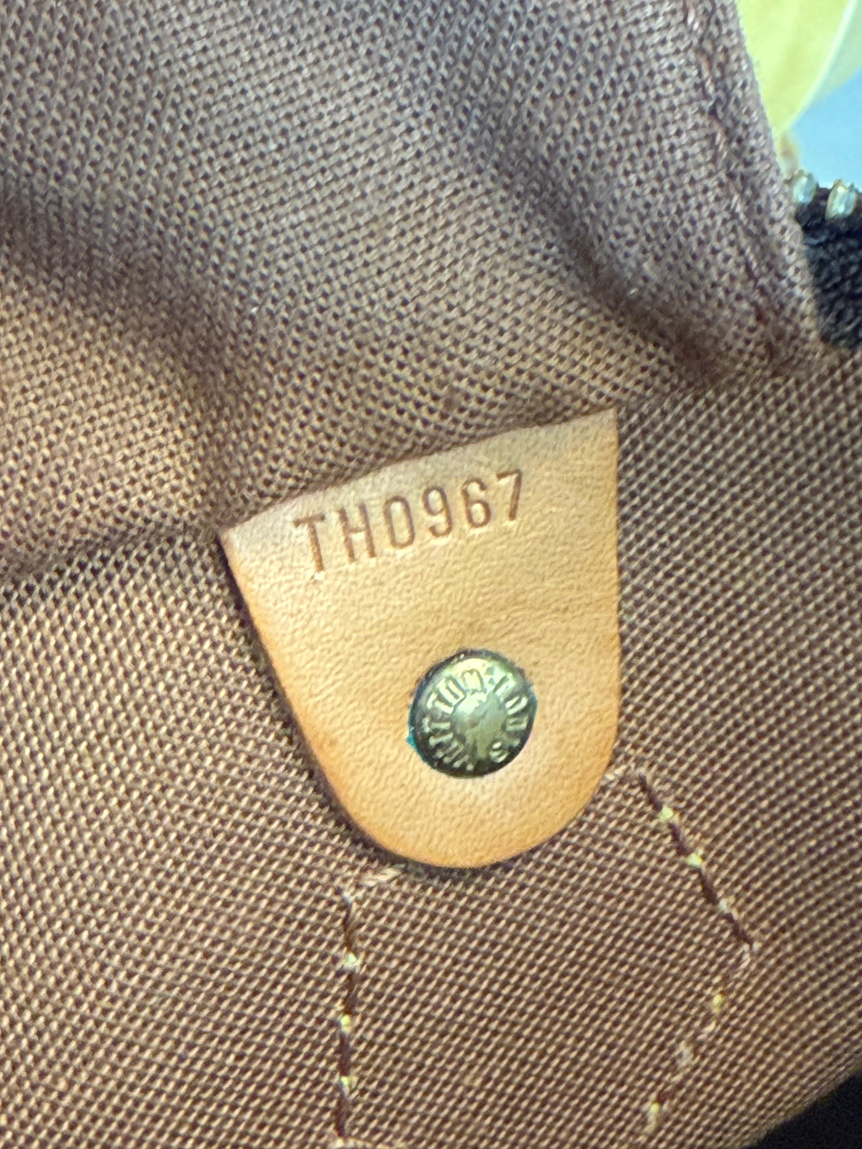 Louis Vuitton Speedy 30 - Monogram