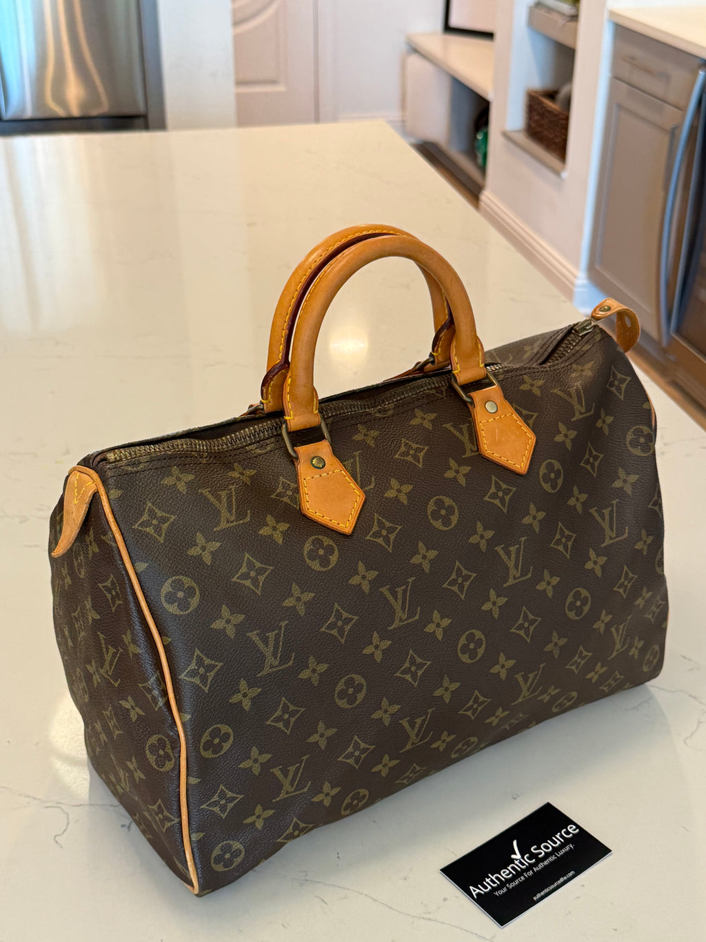 Louis Vuitton Speedy 35