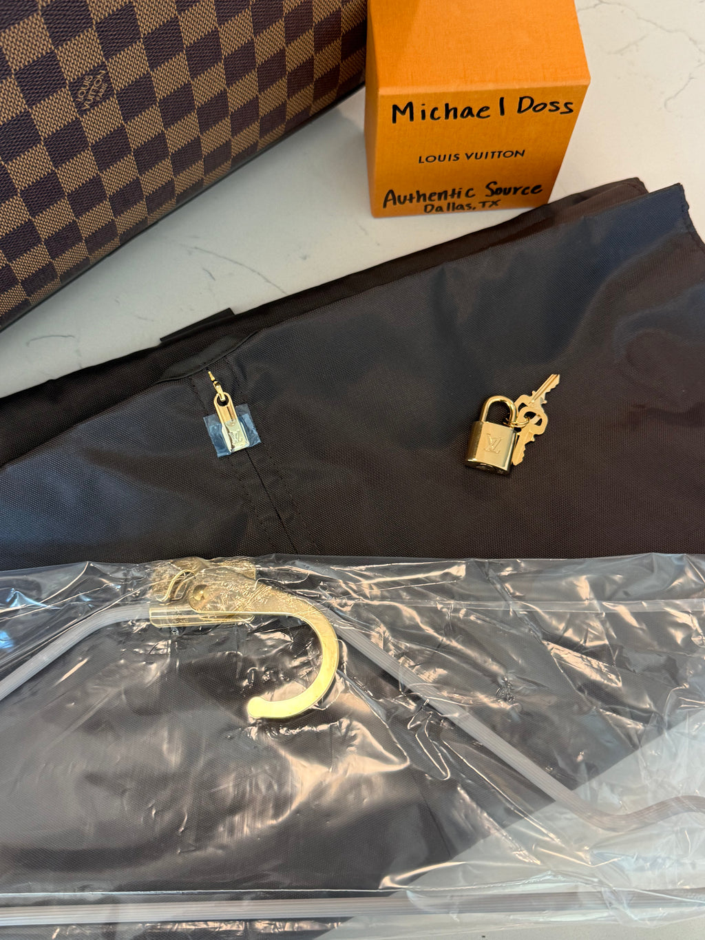 Louis Vuitton Pegase 55 Business Rolling Luggage