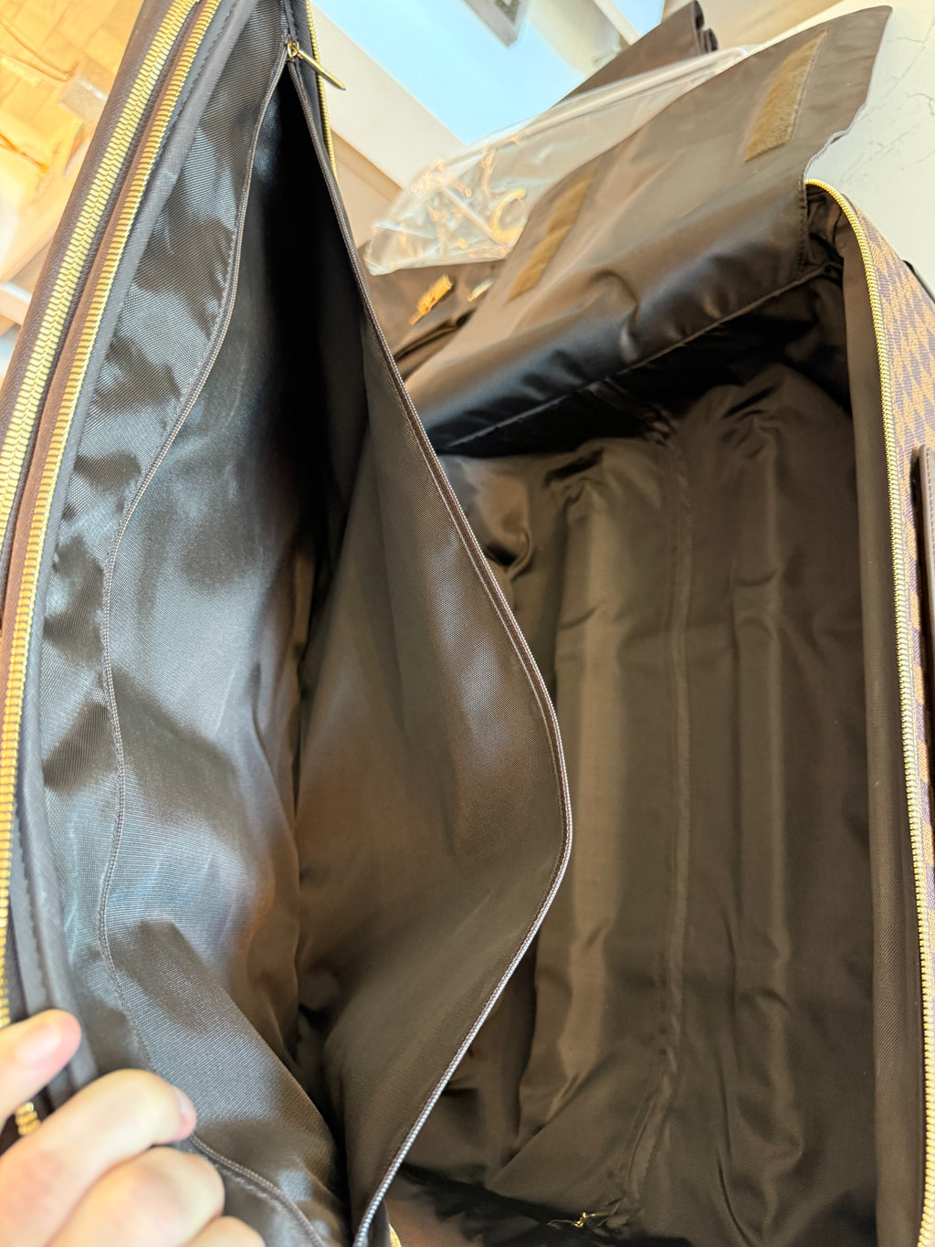 Louis Vuitton Pegase 55 Business Rolling Luggage