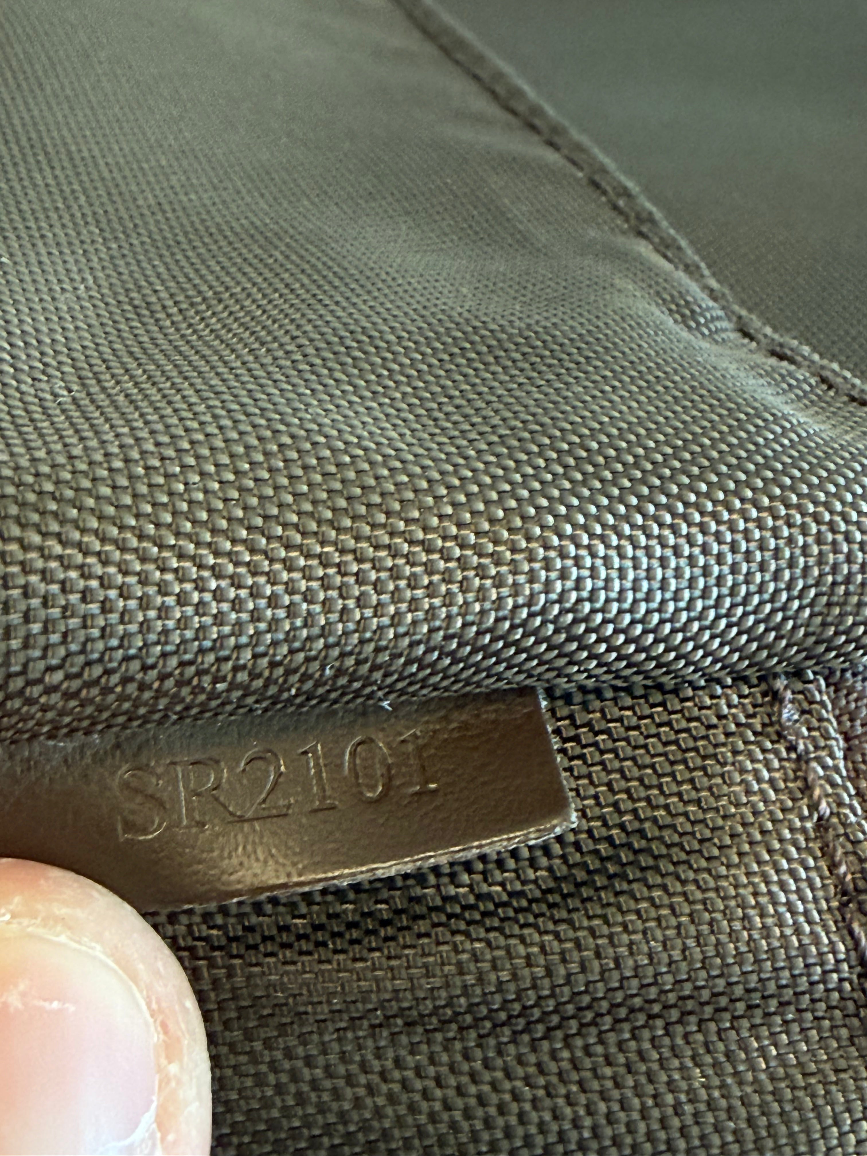 Louis Vuitton Pegase 55 Business Rolling Luggage