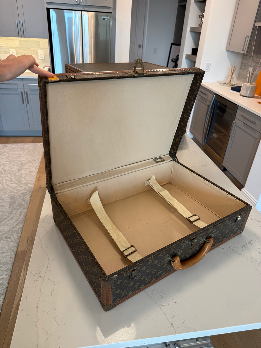 Rare Alzer 60 Trunk
