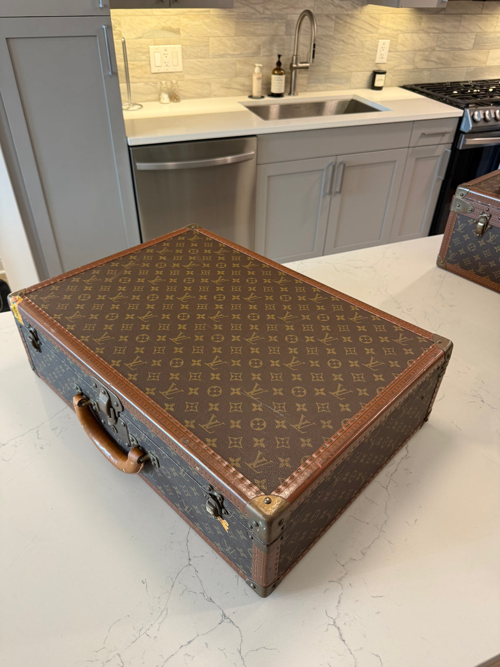 Rare Alzer 60 Trunk