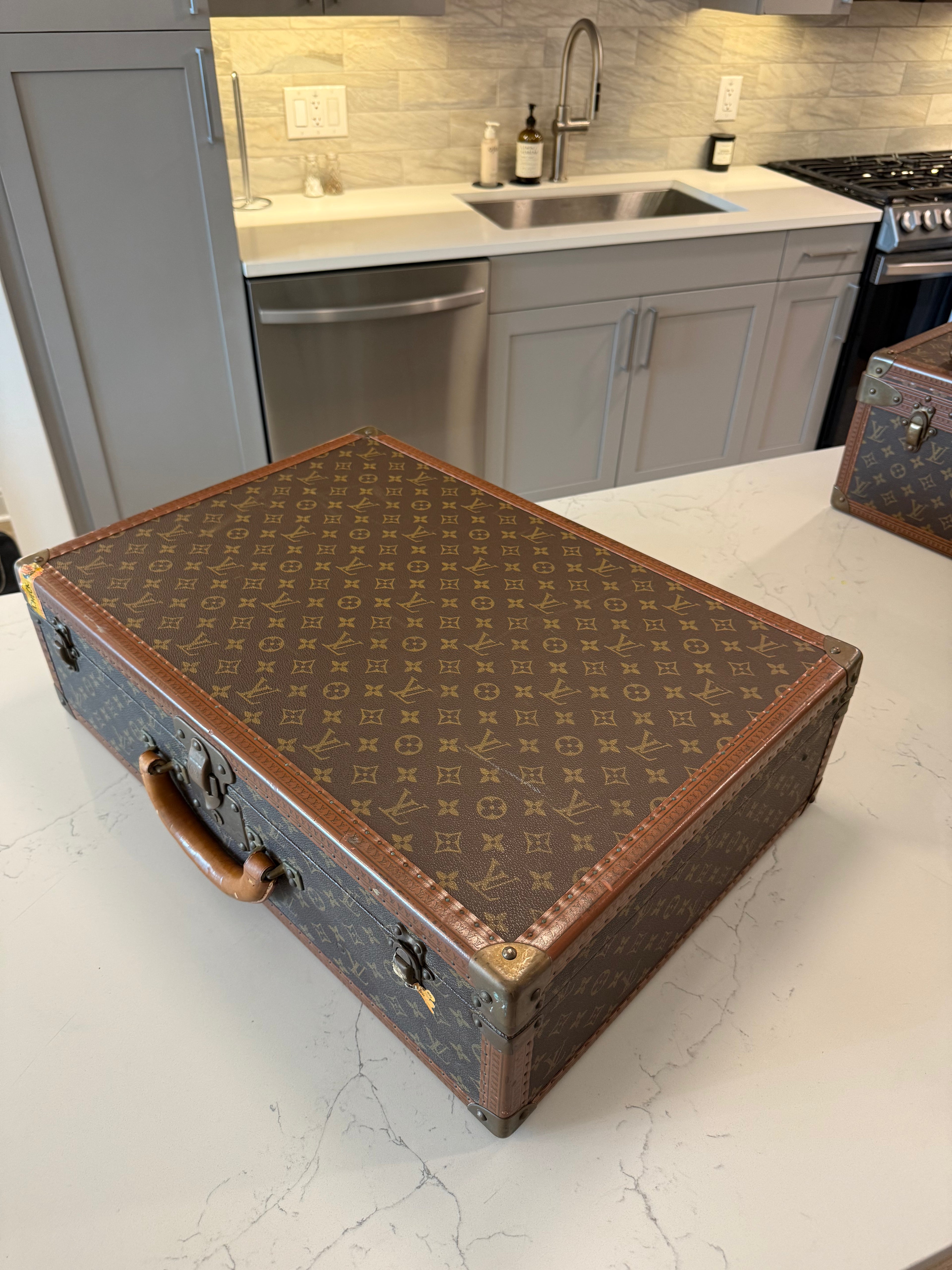 Rare Alzer 60 Trunk