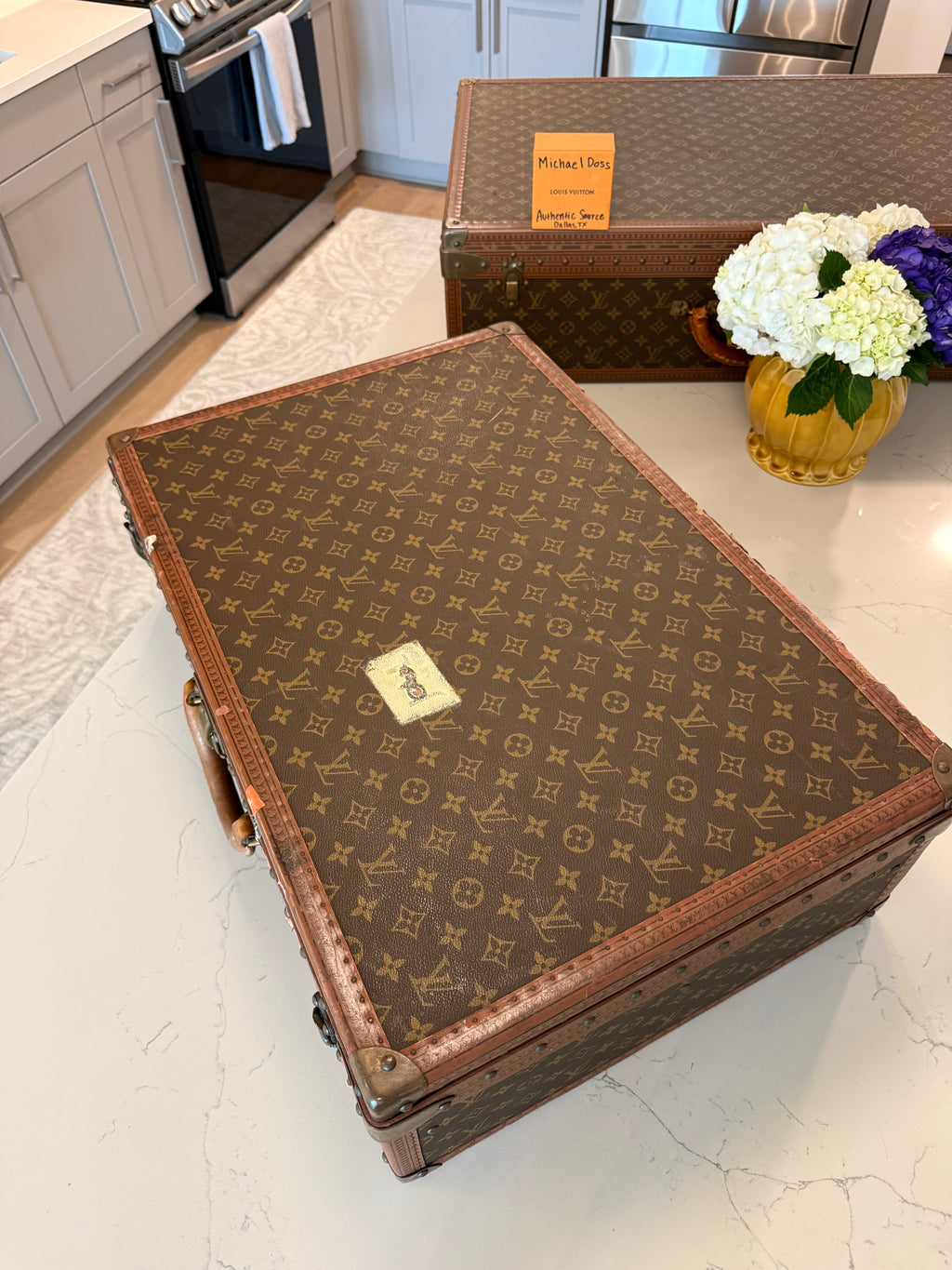 Rare Bisten 65 Vintage Trunk