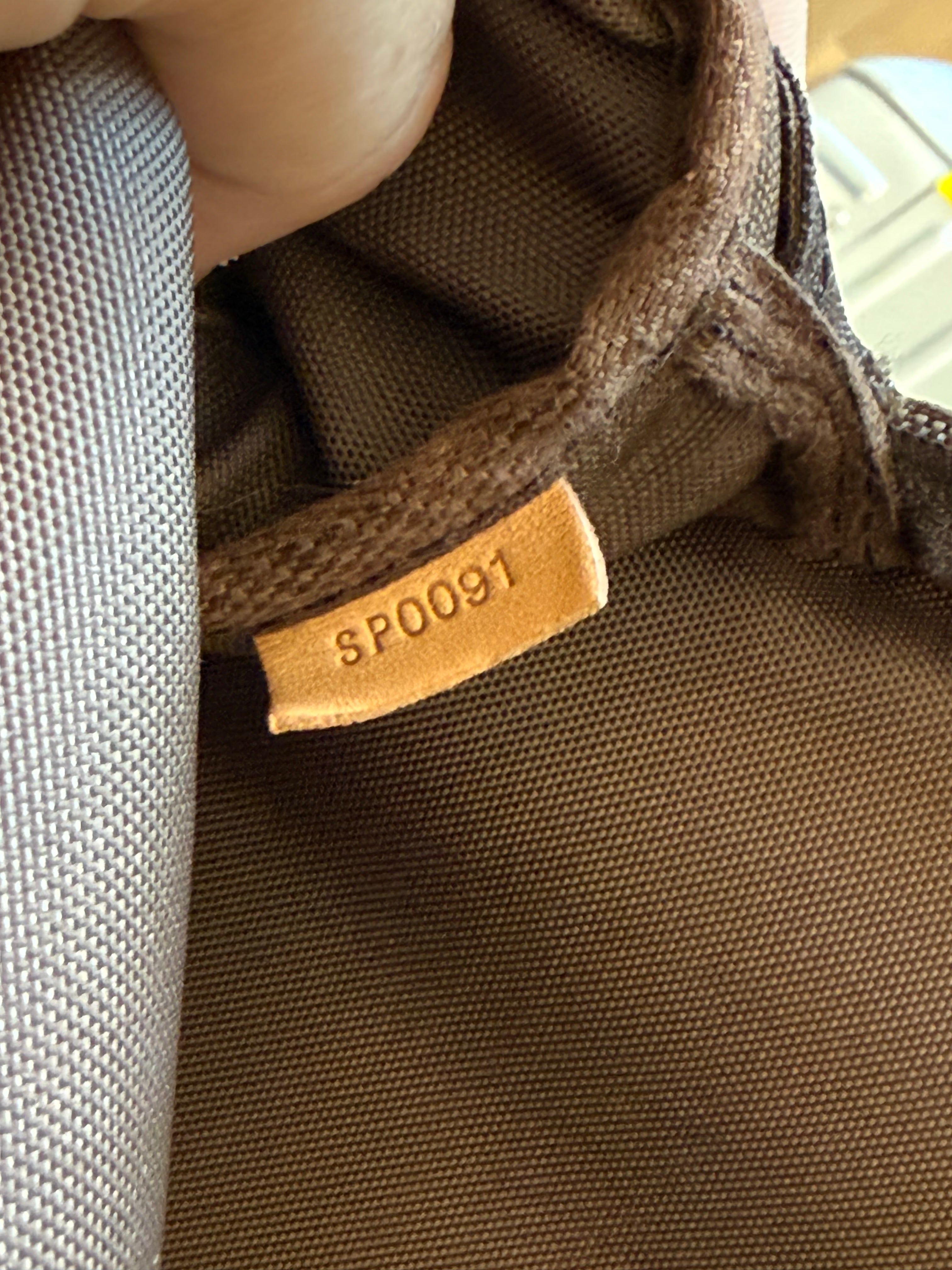 Louis Vuitton Pegase 45 Rolling Luggage