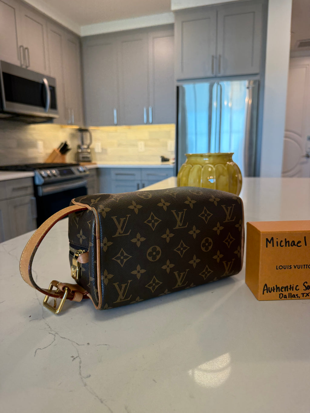Louis Vuitton Locker Dopp Kit